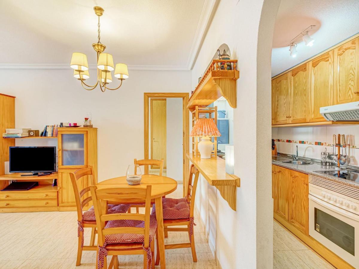 Belvilla By Oyo Lovely Bungalow With Swimming Pool โอริอุเอลา ห้อง รูปภาพ
